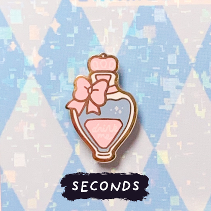 [SECONDS BIN] [ORIGINAL] Wonderland: Drink Me Mini Enamel Pin