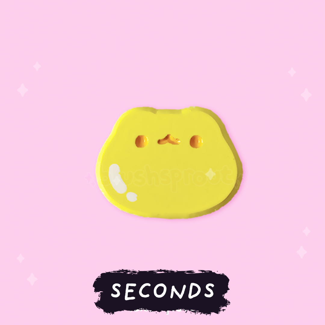 [SECONDS BIN] [FROGGIE] Froggie Gummy (Yellow) Mini Dyed Enamel Pin
