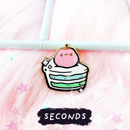[SECONDS BIN] [FROGGIE] Froggie Cake Slice Mini Enamel Pin