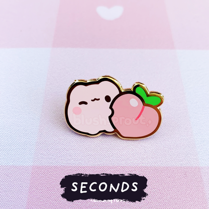 [SECONDS BIN] [FROGGIE] Fruit Froggie (Peach) Enamel Pin