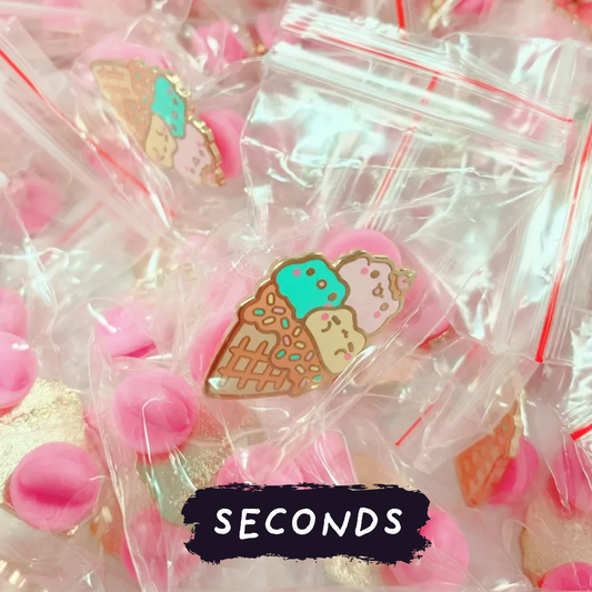 [SECONDS BIN] [FROGGIE] Froggie Ice Cream Cone Enamel Pin [0.8" Size Misprint Version]