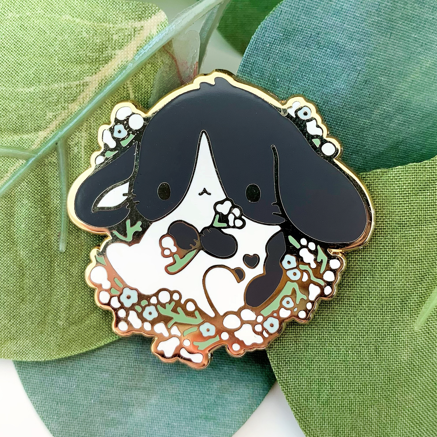 Baby's Breath Bunny Black Enamel Pin